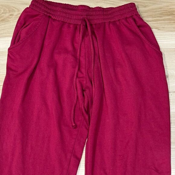 Haley & June Red Butter Soft Joggers Women’s Medium - Picture 3 of 4
